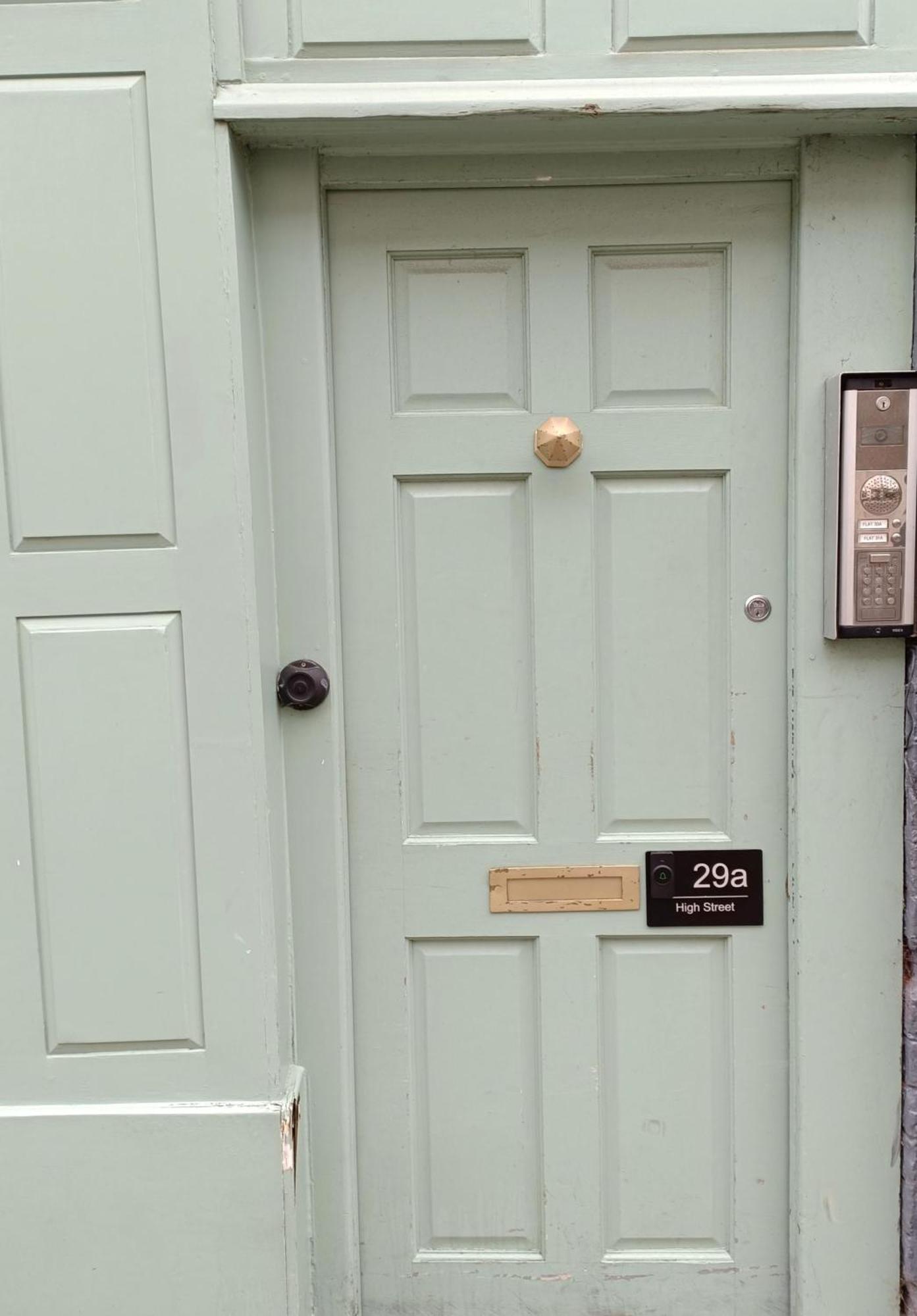 Whitchurch High Street Hideaway Exterior foto